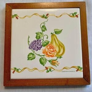 Vintage 1984 Kamenstein Ceramic Tile Trivet w/ Wood Frame, Fruit & Floral Design